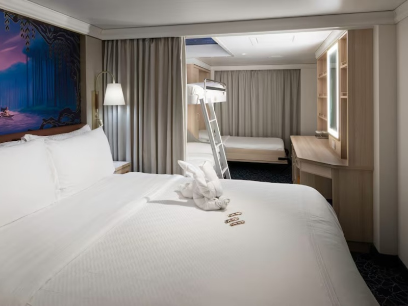 Deluxe Family Oceanview Stateroom